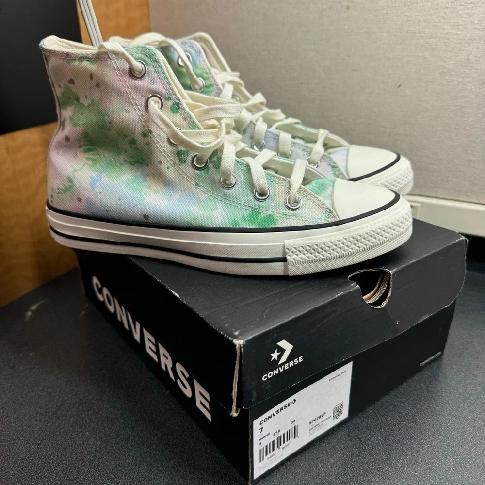 Converse Women’s CTAS Hi in Egret 570765F Size 7 NEW IN BOX NIB - Picture 1 of 8